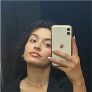 Studentessa universitaria bilingue offre ripetizioni di spagnolo